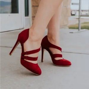 Journee Collection Red Heals, Gently Used, Size 7.5